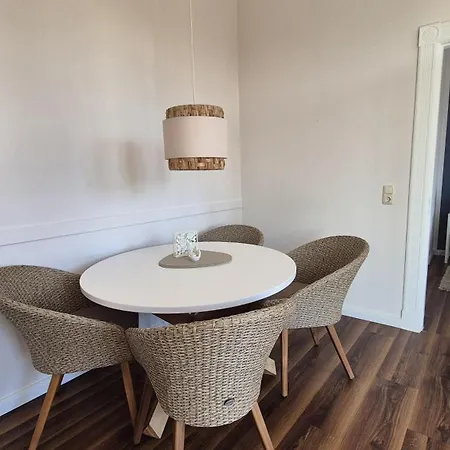 Kaiserliches Postamt 5 Apartamento Ostseebad Kühlungsborn